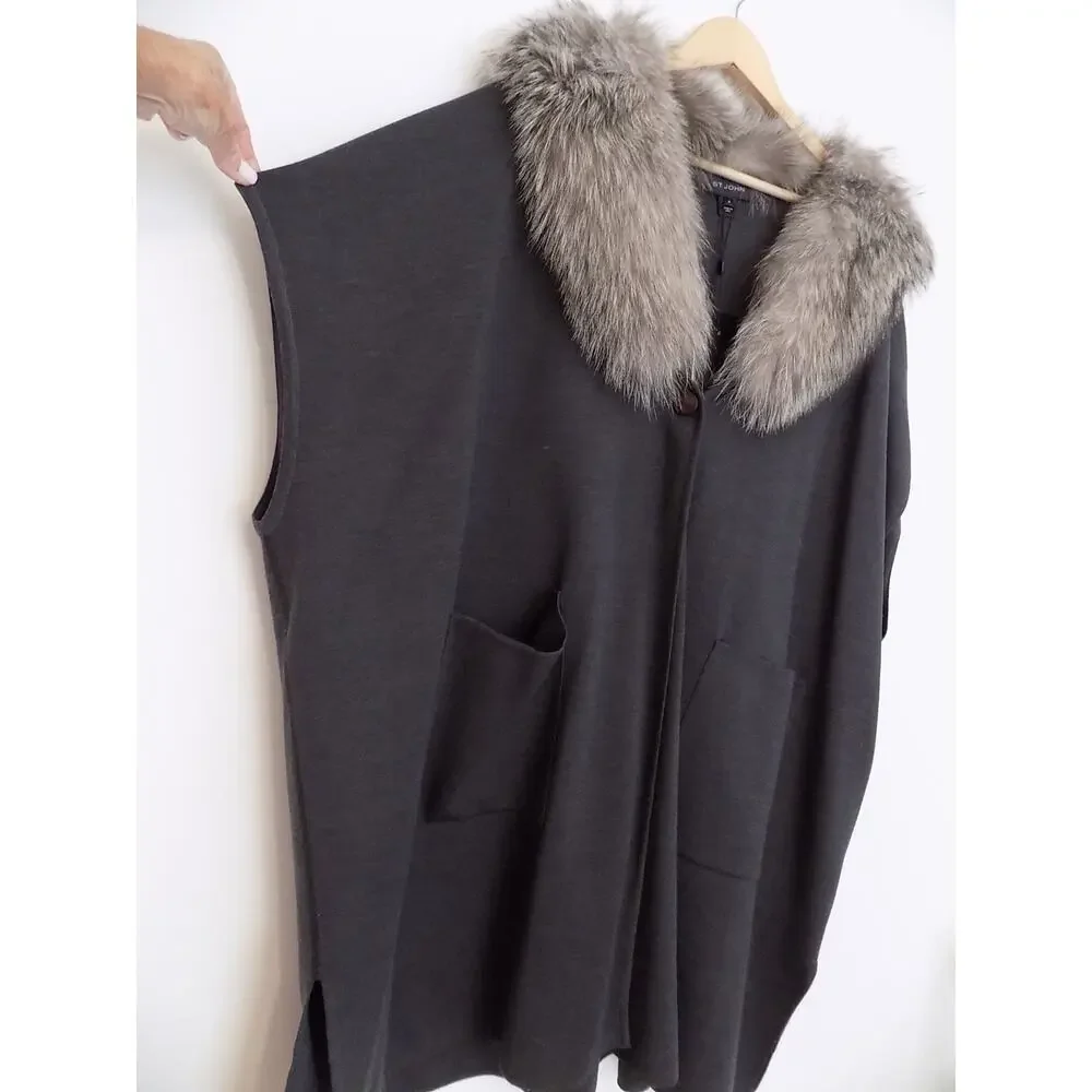 St. John poncho cape with fur collar size Medium NWT